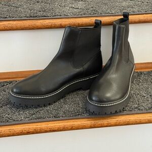 Women Black Leather Uppers  Chelsea Boots